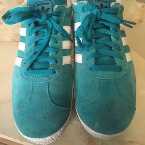 Adidas Gazelle Sneakers